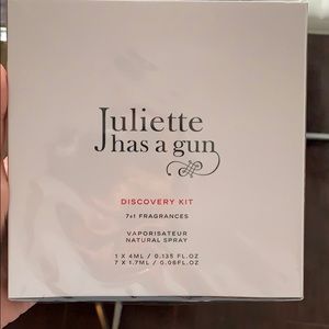 Juliette has a Gun Fragrance set